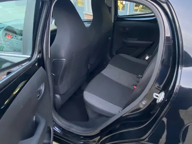 Citroën C1 1.0 e-VTi Shine 2014 Benzine 15