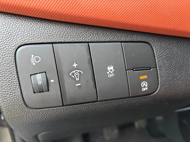 Hyundai i10 1.0i i-Motion Comfort 2016 Benzine 12