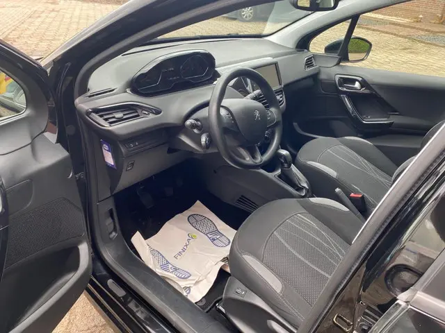 Peugeot 208 3