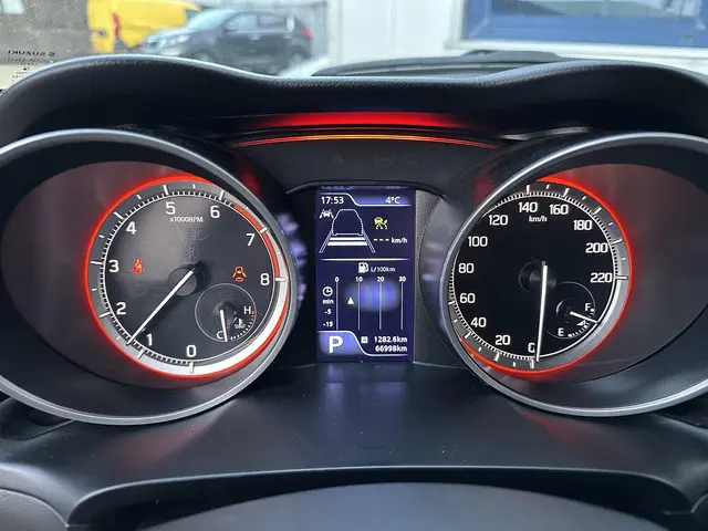 Suzuki Swift 1.2 SPORT Smart Hybrid 2020 Benzine 38