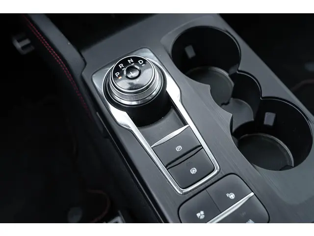 Ford Kuga 2.5 PHEV ST-Line X 2021 Hybride Benzine 37