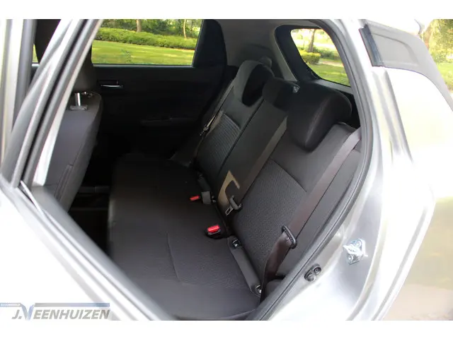 Suzuki Swift 1.2 Select 2018 Benzine 10