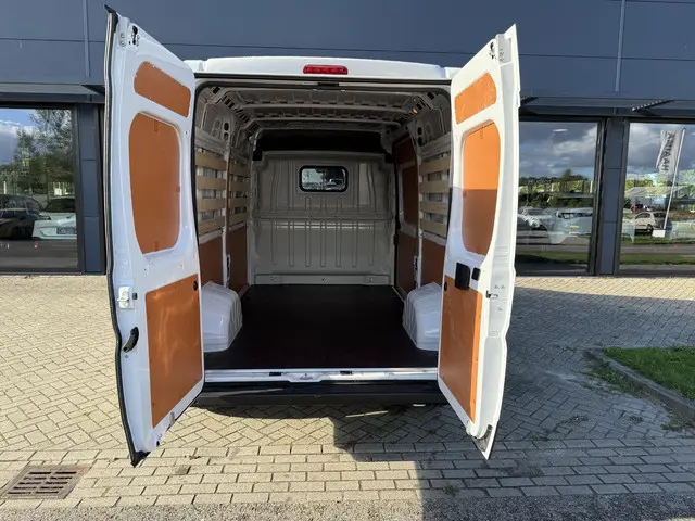 Fiat Ducato 35 2.2D 180PK MultiJet L2H2 2024 Diesel 18