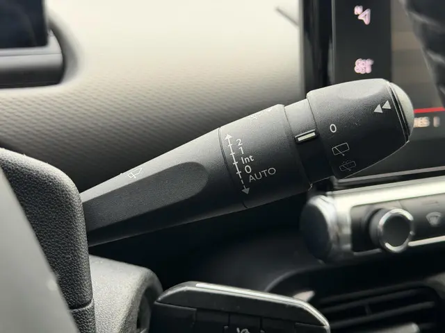 Citroën C4 Cactus 1.2 PureTech Feel 2018 Benzine 36