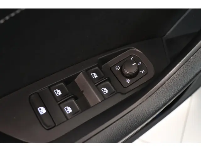 Škoda Kodiaq 1.5 TSI Business Edition 2023 Benzine 19