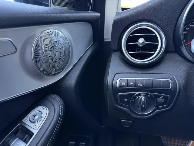 Mercedes-Benz GLC 350 d 4M 2018 Diesel 32
