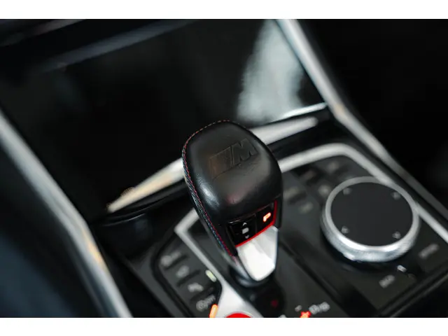 BMW M4 Cabrio xDrive Competition 2022 Benzine 35