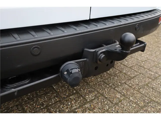 Ford Transit Custom 320 2.0 TDCI L2H1 Trend 2020 Diesel 24