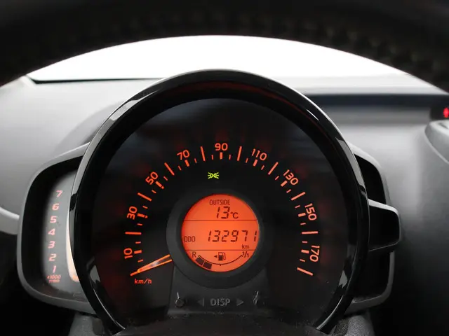 Toyota Aygo 1.0 VVT-i X-PLAY 5-DEURS 2015 Benzine 24