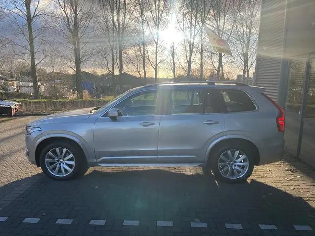 Volvo XC90 2.0 D5 AWD Momentum 2015 Diesel 6