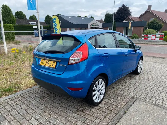 Ford Fiesta 1.0 EcoBoost Titanium 2016 Benzine 4
