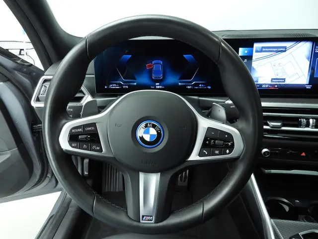 BMW 3 Serie Sedan 320e 2024 Hybride Benzine 11