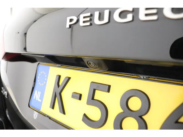 Peugeot 308 SW 1.2 PureTech GT 2021 Benzine 15