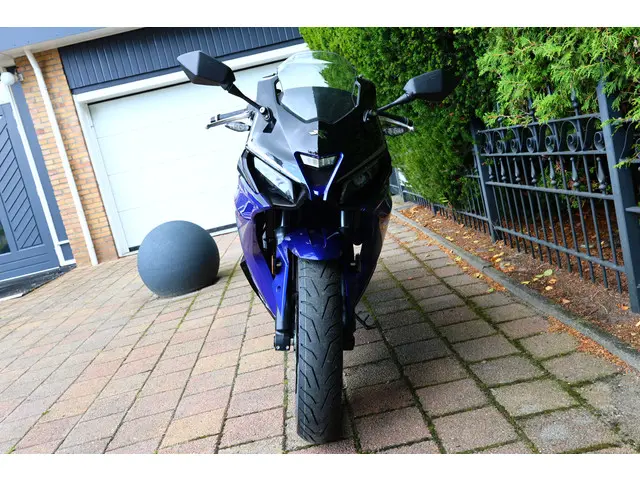 Yamaha YZF R125 TRMOTOR 125 GP-ONE [A1 A2] 2026 Benzine 11