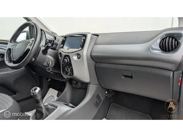 Toyota Aygo 1.0 VVT-i x-cite 2019 Benzine 11