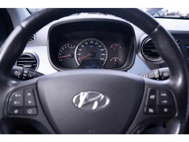Hyundai i10 1.0i Trend 2018 Benzine 14