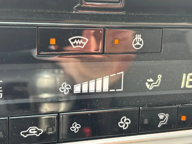 Nissan QASHQAI MHEV 140 MT N-Connecta 2025 Benzine 22