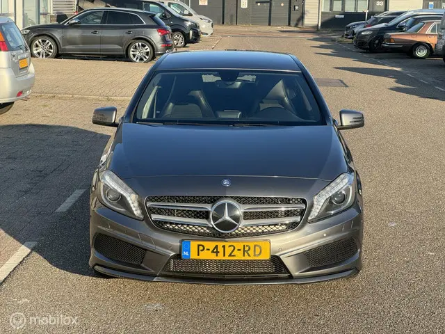 Mercedes-Benz A-Klasse 180 Benzine Automaat 2013 Benzine 9