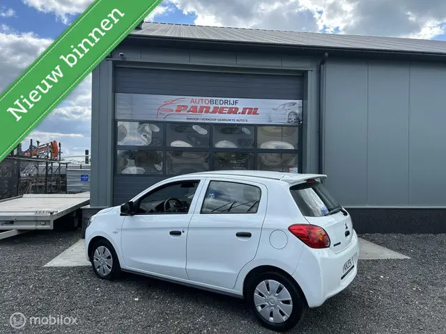 Mitsubishi Space Star 1.0 "AIRCO+ZUINIG" 2015 Benzine 2