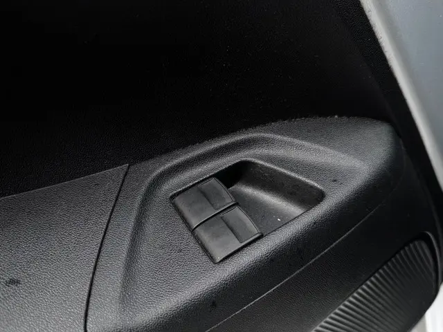 Citroën C1 1.0 e-VTi+Airco+Cruise+Carplay+NAP 2017 Benzine 16