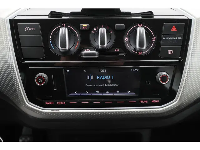 Volkswagen up! 1.0 BMT high up! 2018 Benzine 29