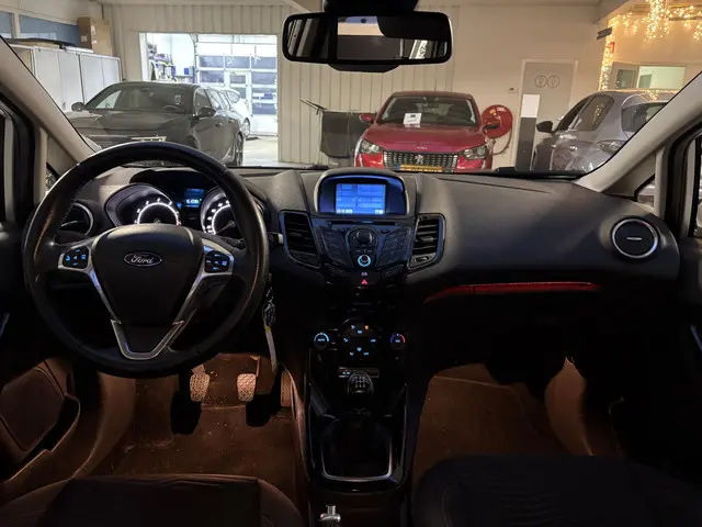 Ford Fiesta 1.0 EcoBoost Titanium 2014 Benzine 5