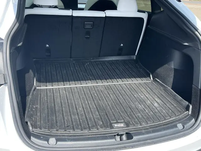 Tesla Model Y RWD 58 kWh 2022 Elektrisch 8