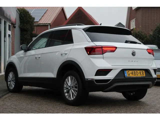 Volkswagen T-Roc 1.5 TSI Style//Carplay//150PK! 2019 Benzine 25