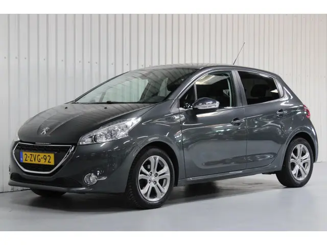 Peugeot 208 1.2 PureTech Style Pack Plus 2015 Benzine 13