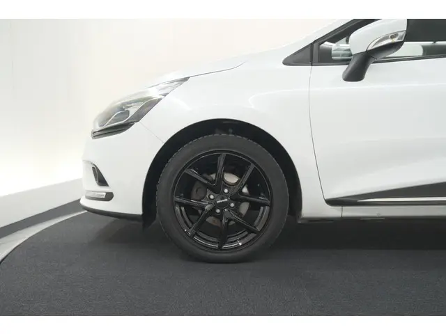 Renault Clio Estate TCe 90 Limited 2019 Benzine 14
