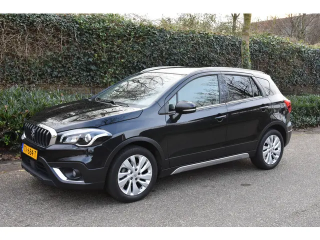 Suzuki S-Cross 2