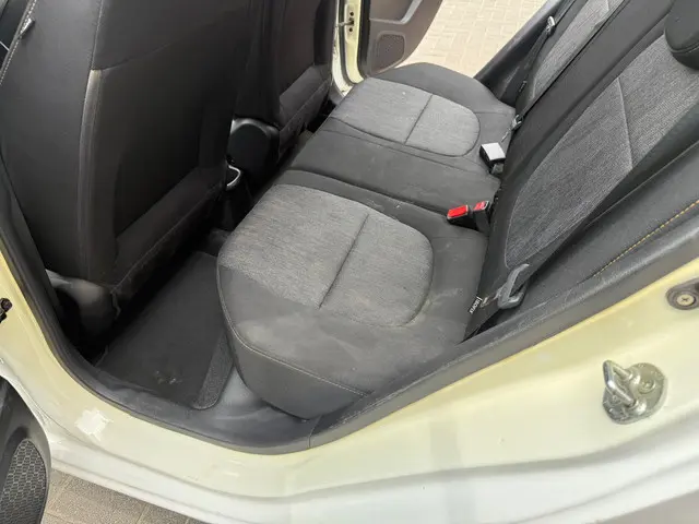 Kia Picanto 1.0 CVVT Airco 2013 Benzine 12