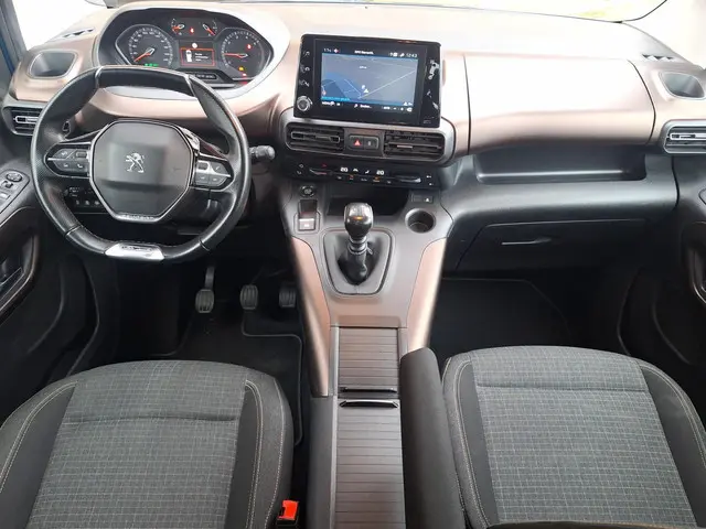 Peugeot Rifter 1.2 GT-Line 7P 2019 Benzine 9