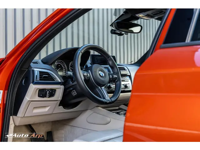 BMW 1 Serie M135i xDrive High Executive 2013 Benzine 19