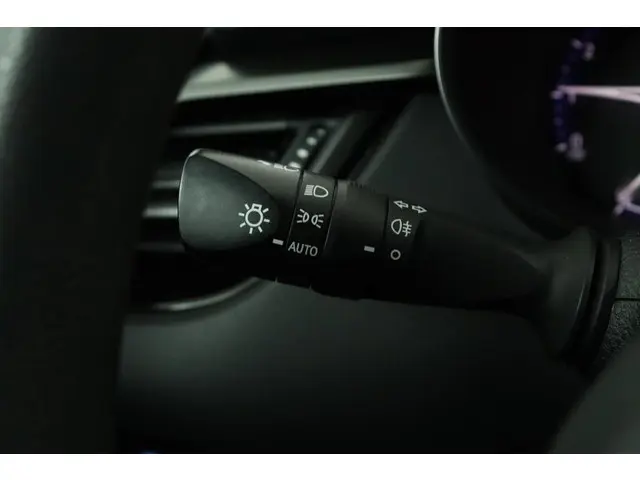 Toyota C-HR 1.2 Comfort 2017 Benzine 26