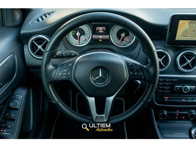 Mercedes-Benz A-Klasse 200 Ambition 2013 Benzine 15
