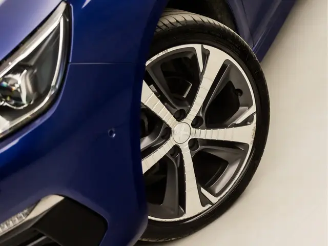 Peugeot 308 1.2 PureTech GT-Line 2019 Benzine 13