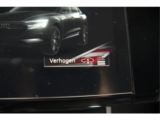 Audi e-tron 50 quattro S edition 71 kWh 2020 Elektrisch 39