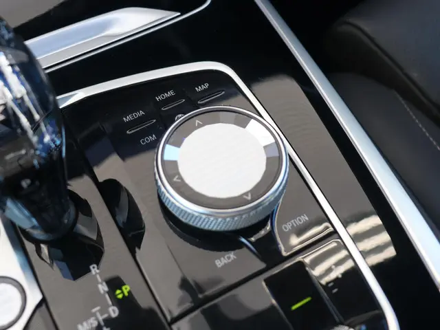 BMW X7 xDrive40i 2021 Benzine 26