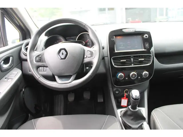 Renault Clio 0.9 TCe Limited 2018 Benzine 10