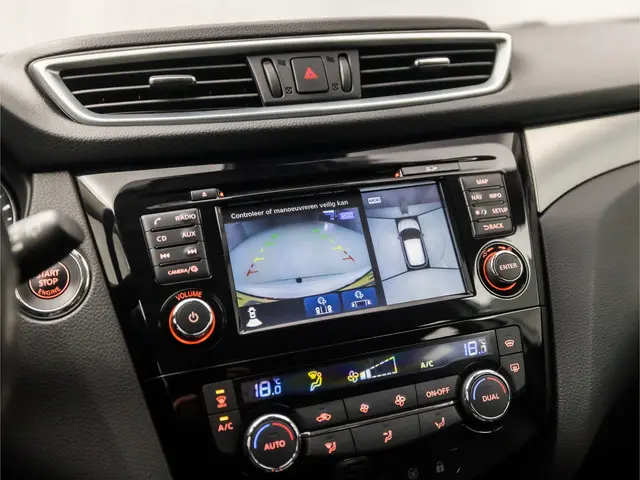 Nissan QASHQAI 1.2 Tekna Sport 2017 Benzine 18