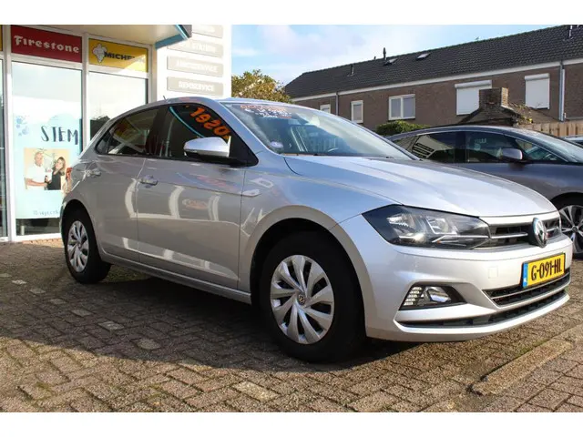 Volkswagen Polo 1.0 TSI Comfortline 2019 Benzine 2
