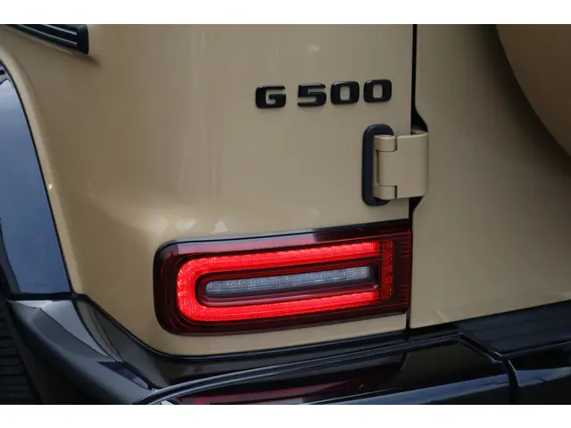 Mercedes-Benz G-Klasse 500 2023 Benzine 49