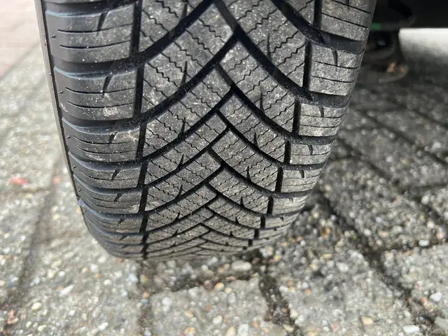 Peugeot 107 1.0 EXCLUSIVE NL-AUTO-NAP 2014 Benzine 28