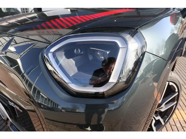 MINI Aceman E 2026 Elektrisch 8