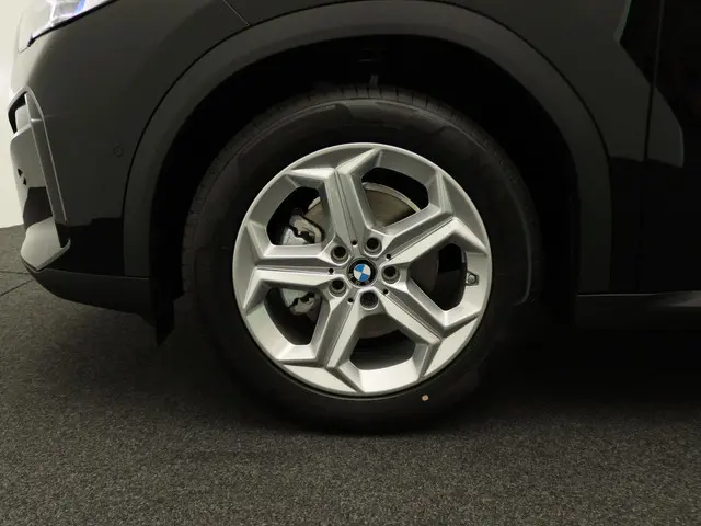 BMW iX2 eDrive20 2025 Elektrisch 7