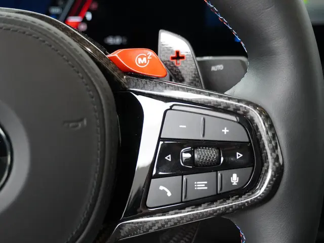 BMW M3 3-serie xDrive Competition 2025 Benzine 22