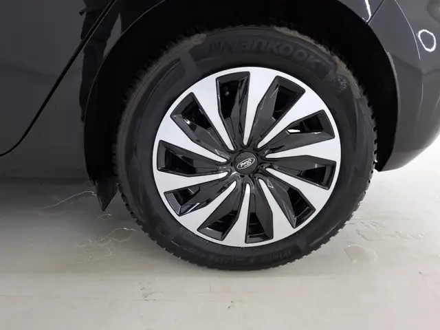 Ford Fiesta 1.0 EcoBoost Hybrid Titanium 2023 Benzine 14