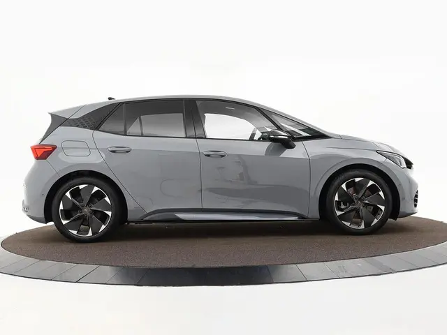 CUPRA Born Adrenaline 62 kWh 230pk 2022 Elektrisch 24