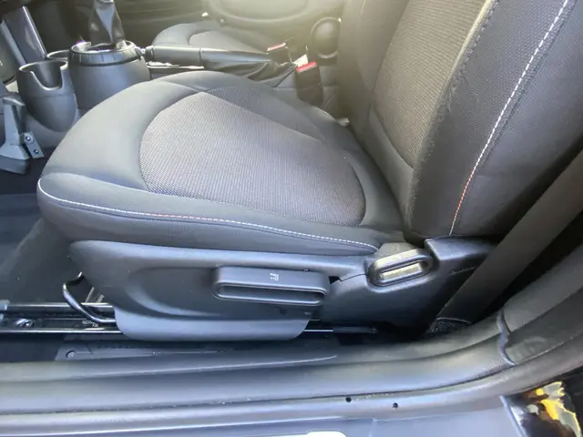 MINI Cooper Mini 1.5 Business 2015 Benzine 23